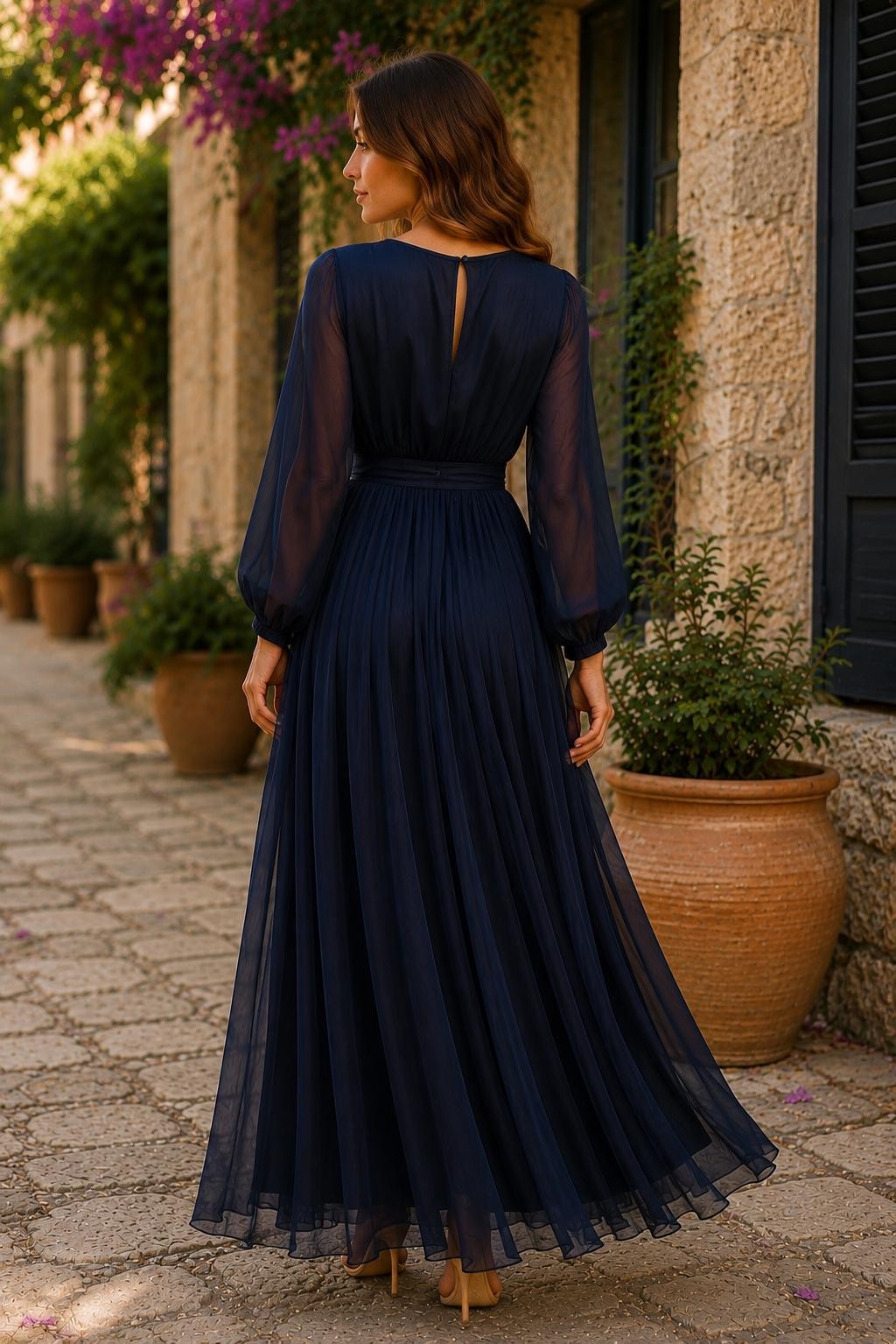 Women's Vintage Neckline Chiffon Evening Dress