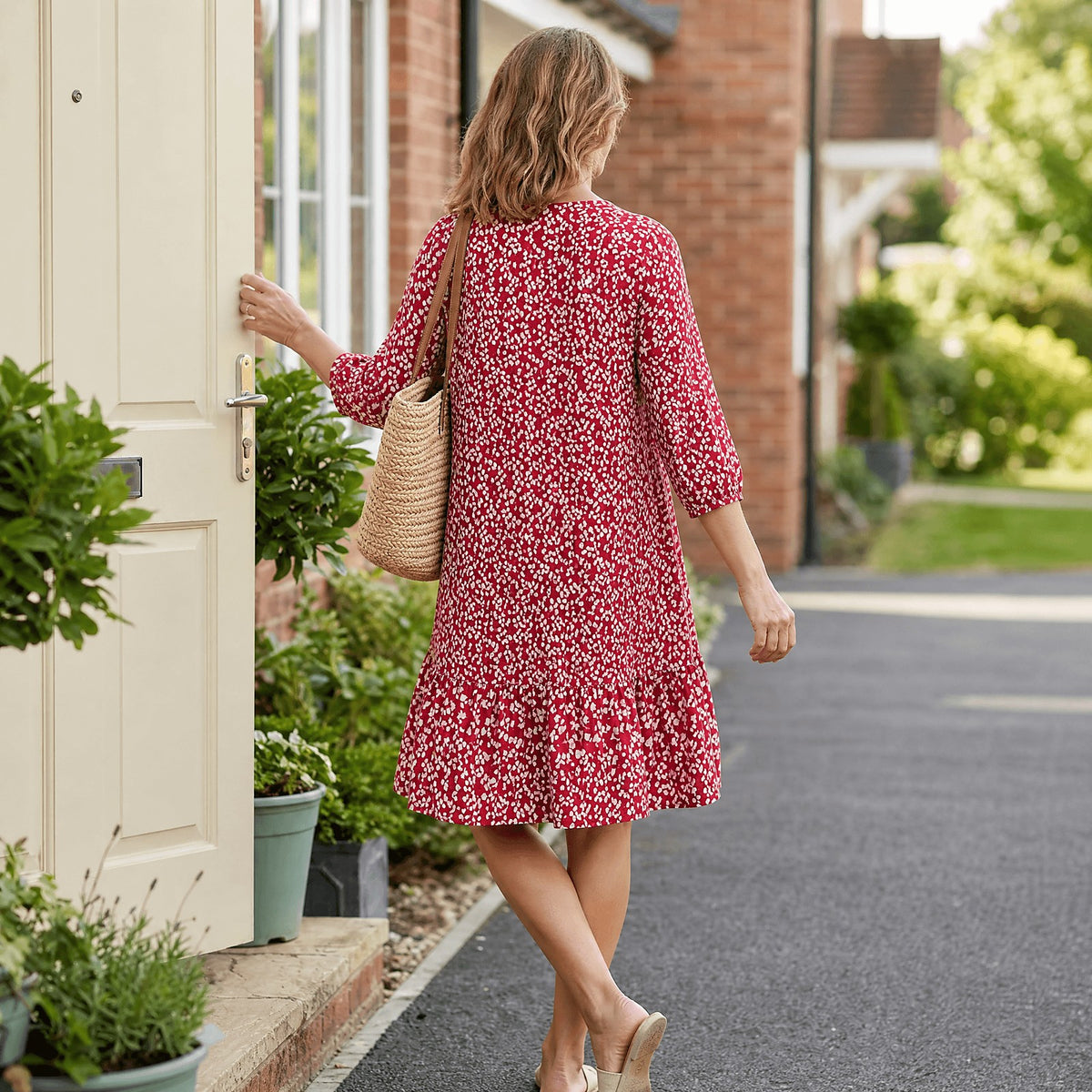 Women's V-Neck Floral Ruffle Hem Dress