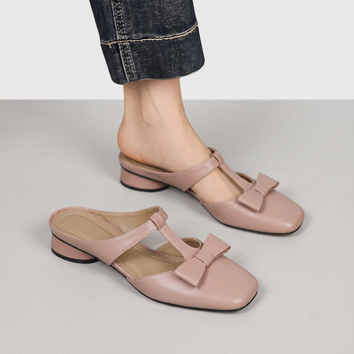 Women's Low Heel Bow Mule Sandals