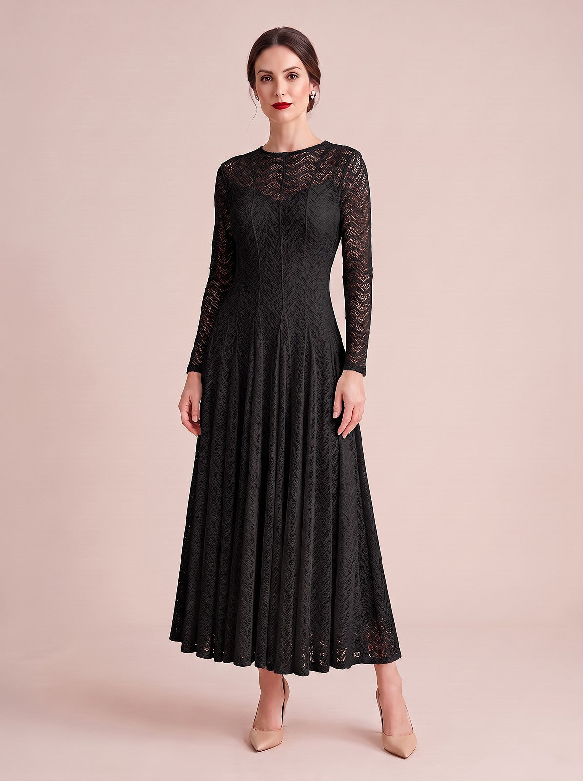 Women's Vintage Neckline Lace Evening Dress