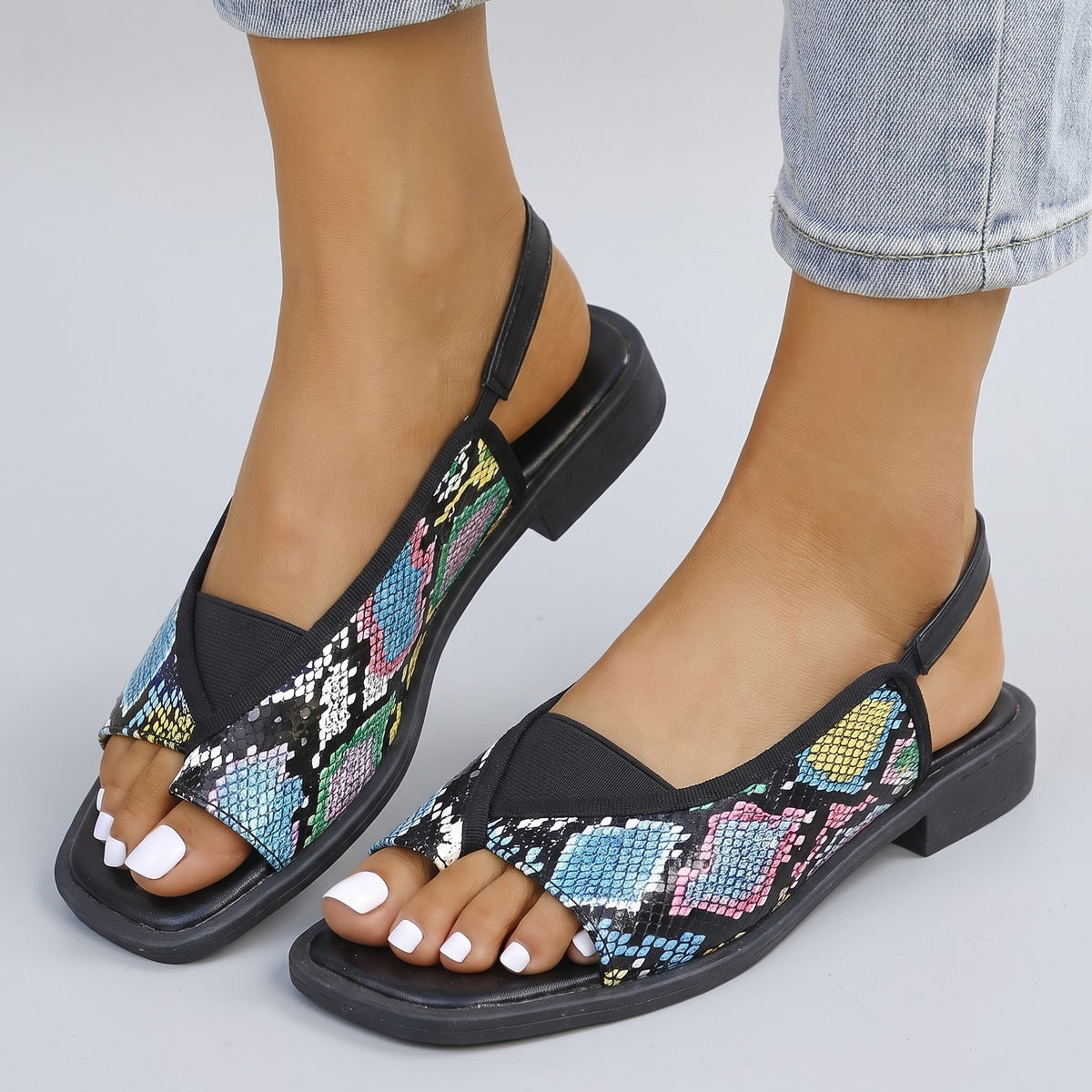 Women's Flat Toe Loop Sandals