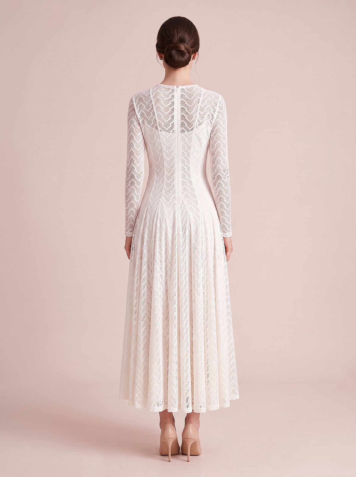 Women's Vintage Neckline Lace Evening Dress