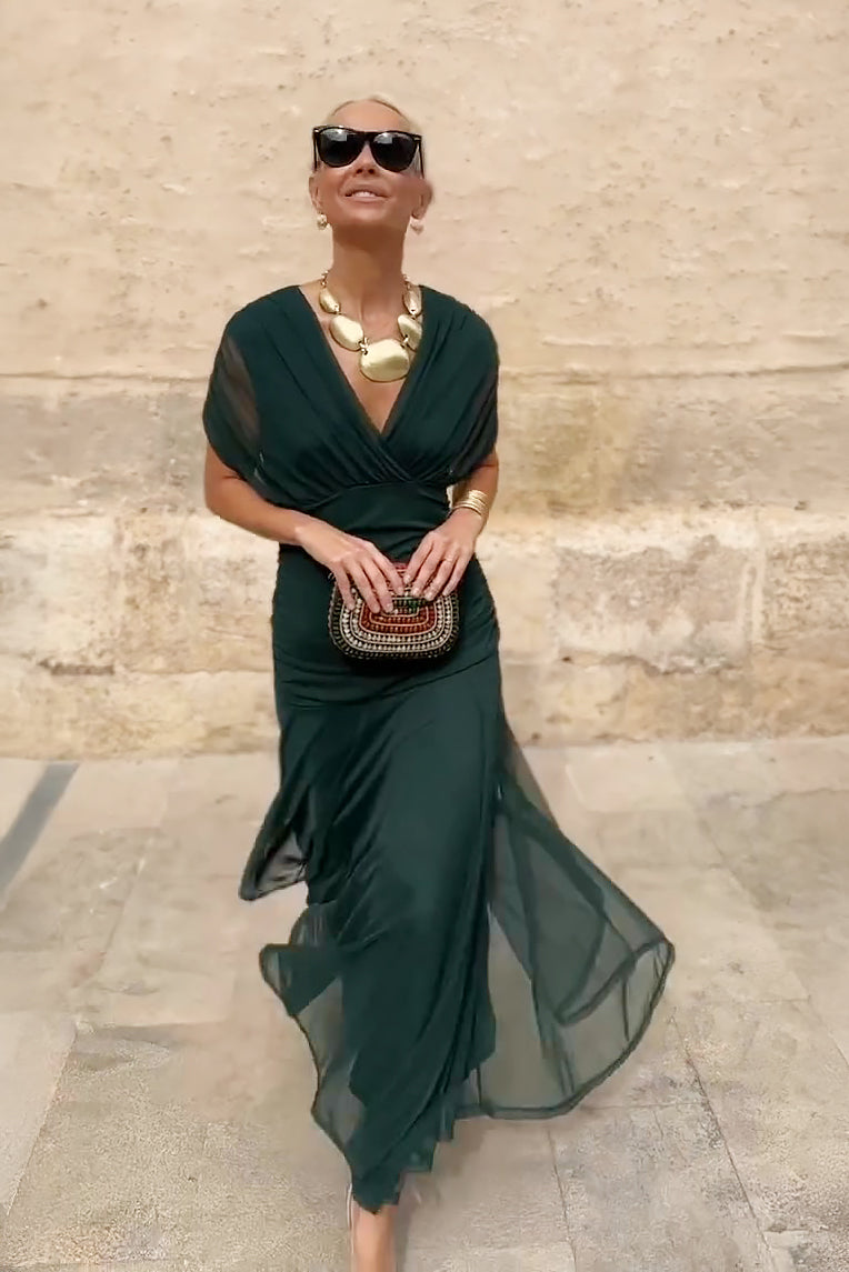 Elegantes Maxikleid mit V-Ausschnitt und Taillenfalten