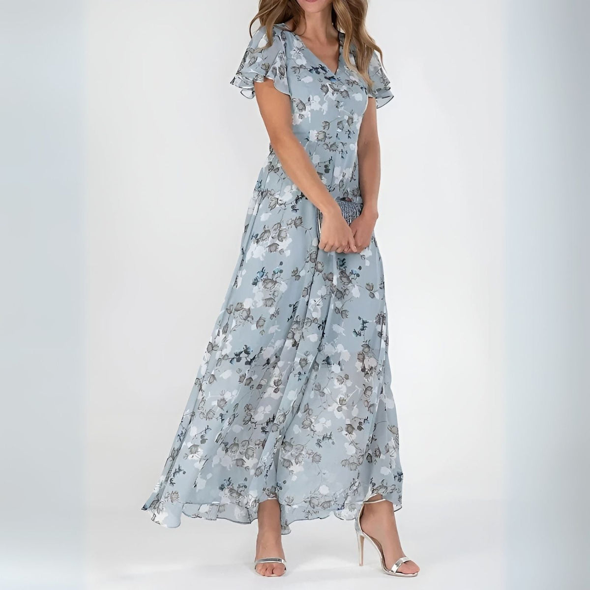 Elegantes Sommerkleid mit fließender Silhouette