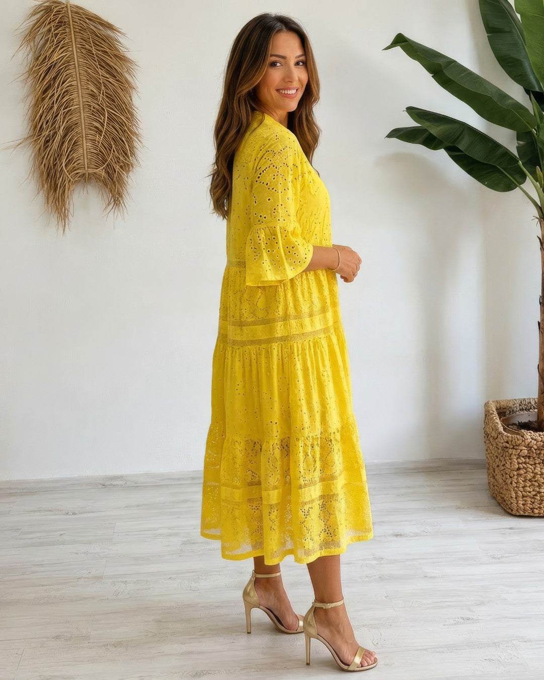 Women's Lace Bell Sleeve Midi Dress