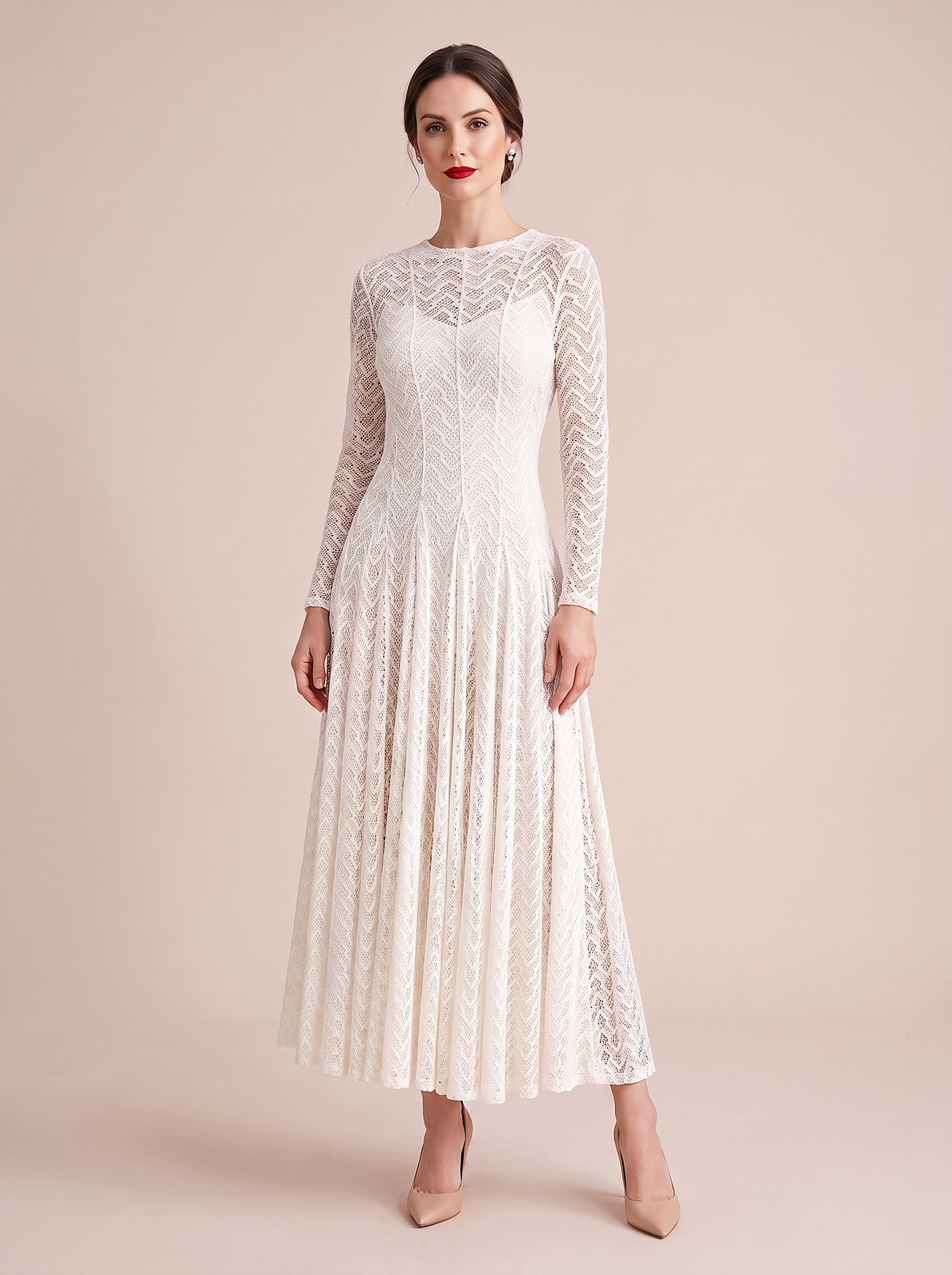 Women's Vintage Neckline Lace Evening Dress